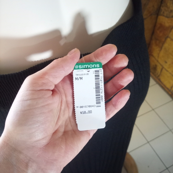 Simons Elegant Black Pleated Maxi Skirt - Picture 3 of 3